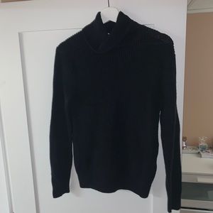 H&M TURTLE NECK